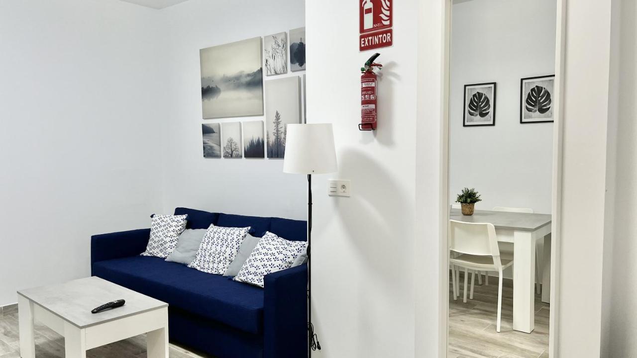 Los Tilos Suites-Vialia マラガ エクステリア 写真