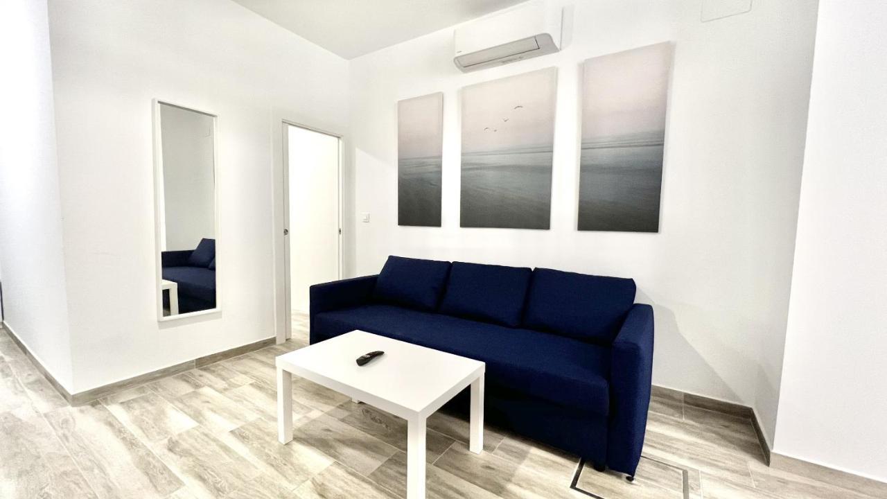 Los Tilos Suites-Vialia マラガ エクステリア 写真